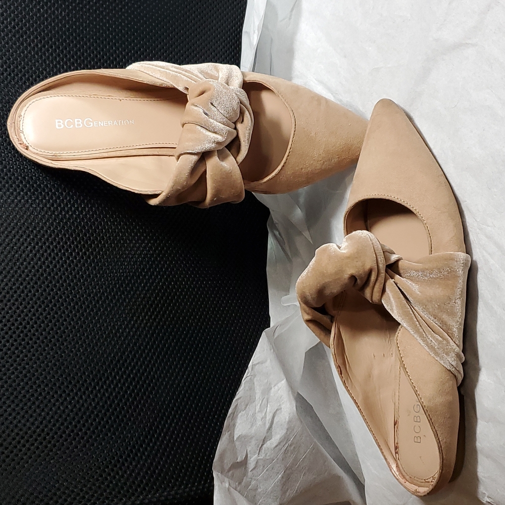 BCBGeneration Flats